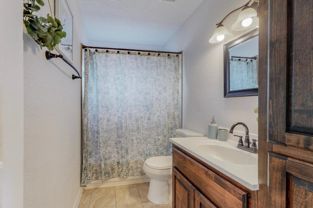 Comfortable 3-Bedroom Home With Spacious Backyard Αλμπουκέρκι Εξωτερικό φωτογραφία